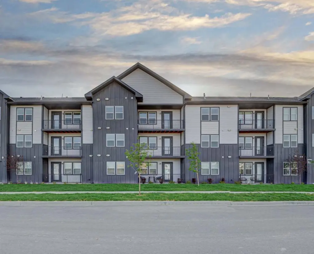 Street view of Northshore Apartments.