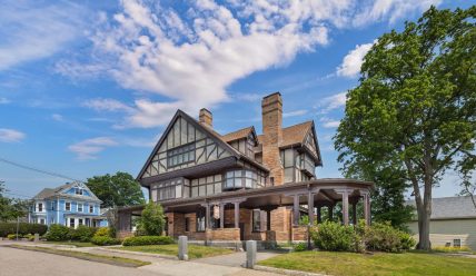Street view of Day house front facade